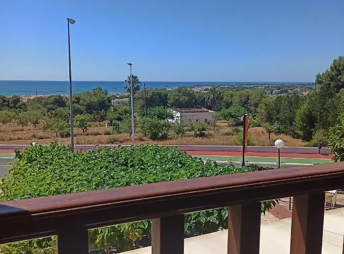 Serra D'irta Hotel *